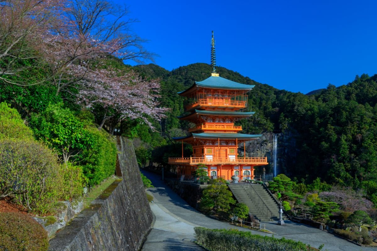 Kumano Nachi Taisha