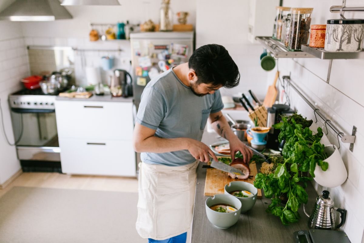 The Pros And Cons Of Ramen